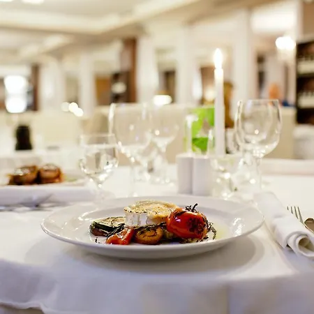 Golden Fish Xia Appart hôtel 4*