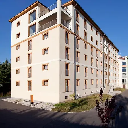 Golden Fish Xia 4* Plzeň