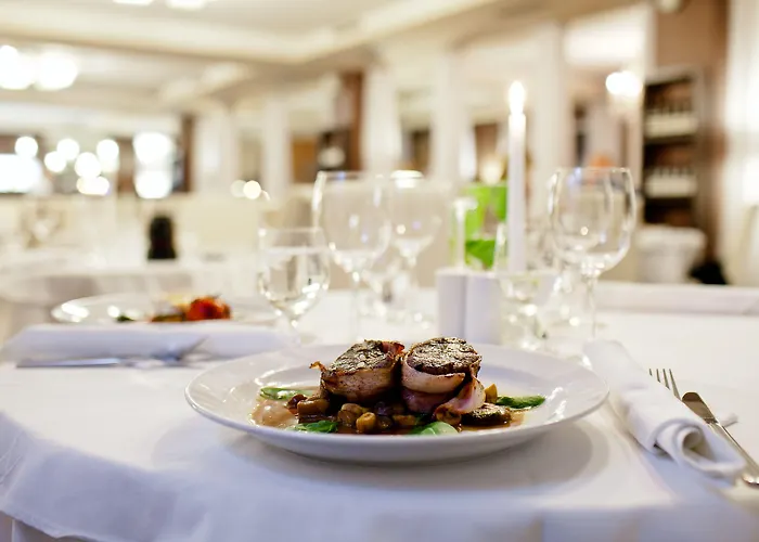 Golden Fish Xia Lägenhetshotell Plzeň